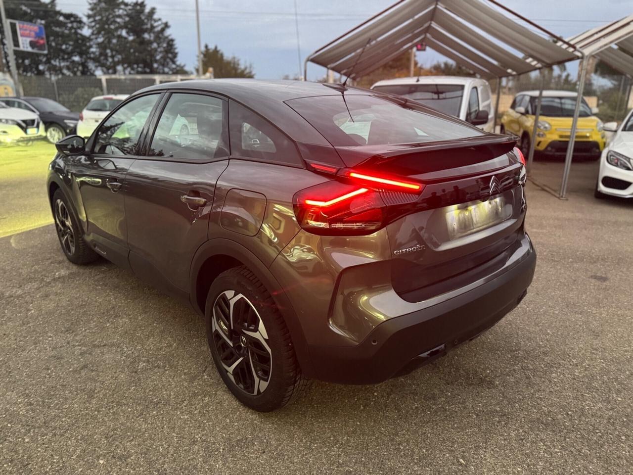 Citroen C4 BlueHDi 130 EAT8 Shine retrocam Sensori