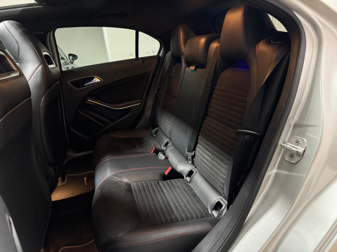 Mercedes-benz A 180d PREMIUM AMG TETTO AUTO