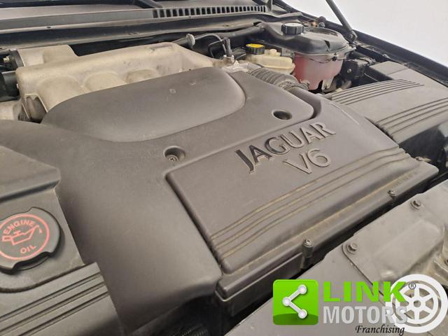 JAGUAR X-Type 4WD 2.5 V6 24V cat