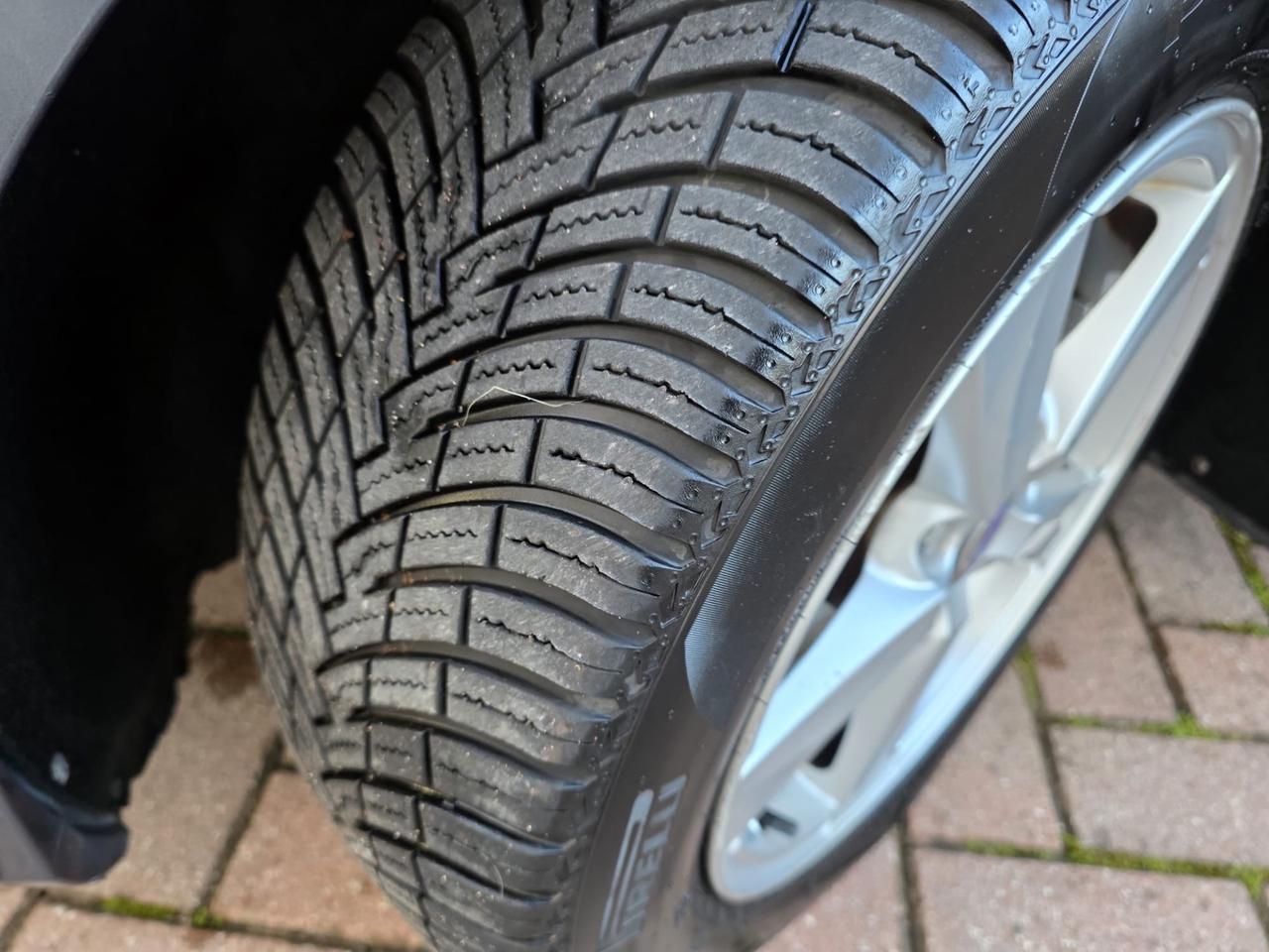 Volvo V40 D2 1.6 Summum