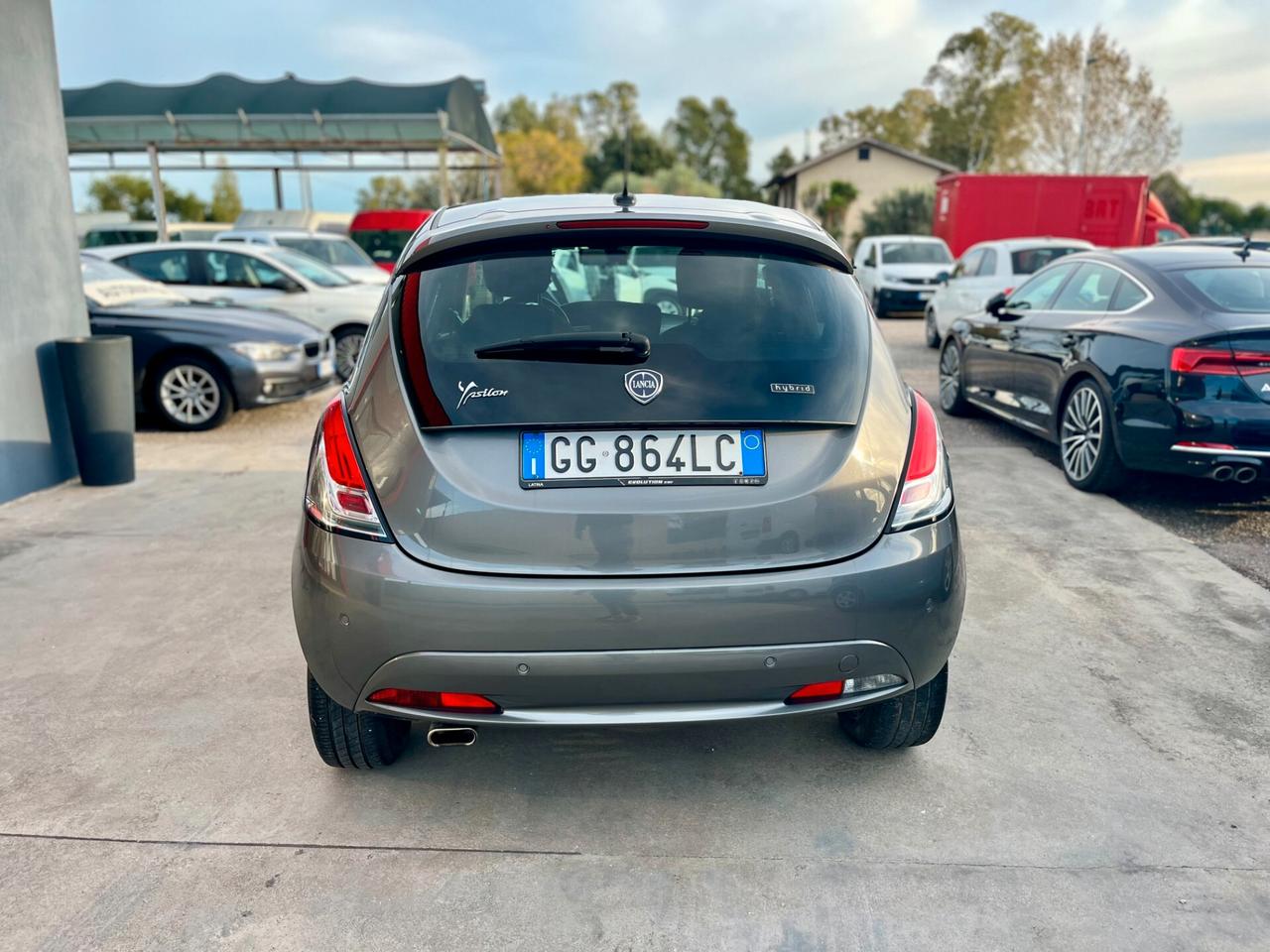 Lancia Ypsilon 1.0 FireFly 5 porte S&S Hybrid Ecochic