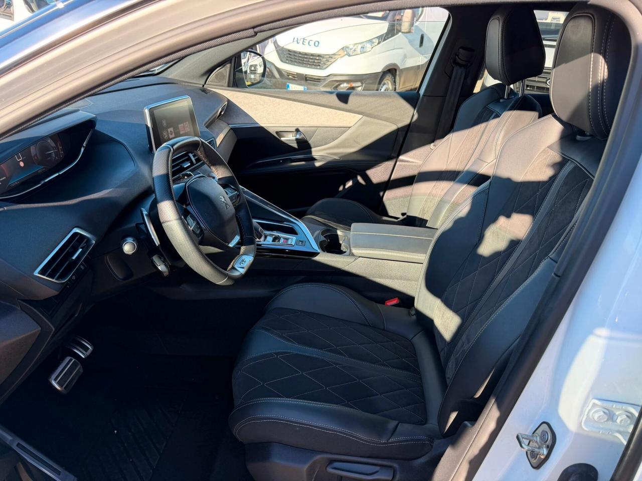 Peugeot 3008 1.5HDi 130CV S&S EAT8 GT Line