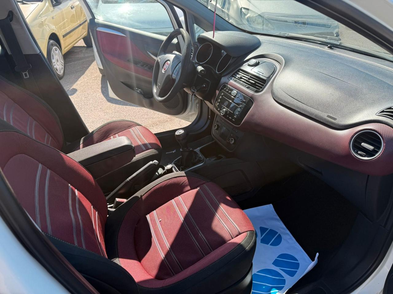 FIAT PUNTO EVO 1.3 DIESEL 2010 12 MESI DI GARANZIA