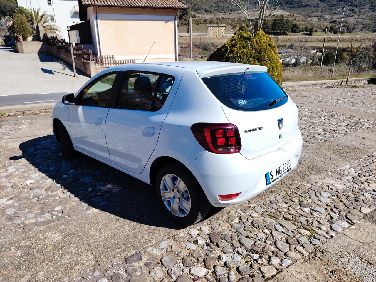 Dacia Sandero 1.0 SCe 12V 75CV Start&Stop Essential