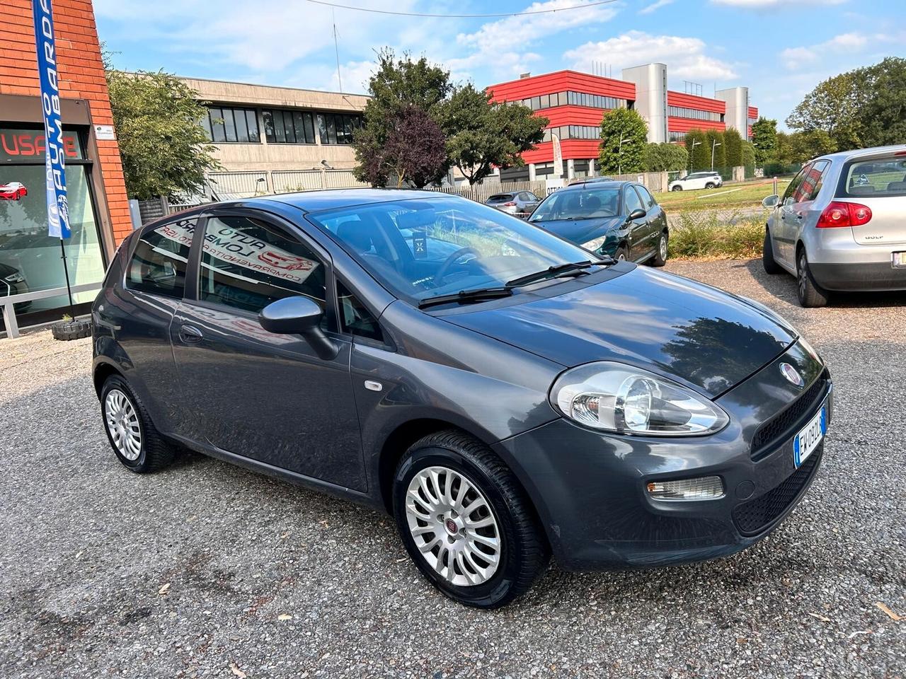 Fiat Punto 1.2 8V 3 porte Lounge **149000** NEOPATENTATI**