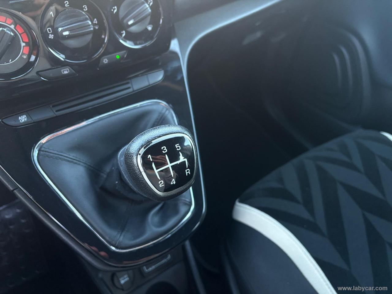 LANCIA Ypsilon 1.2 69 CV 5p. Gold