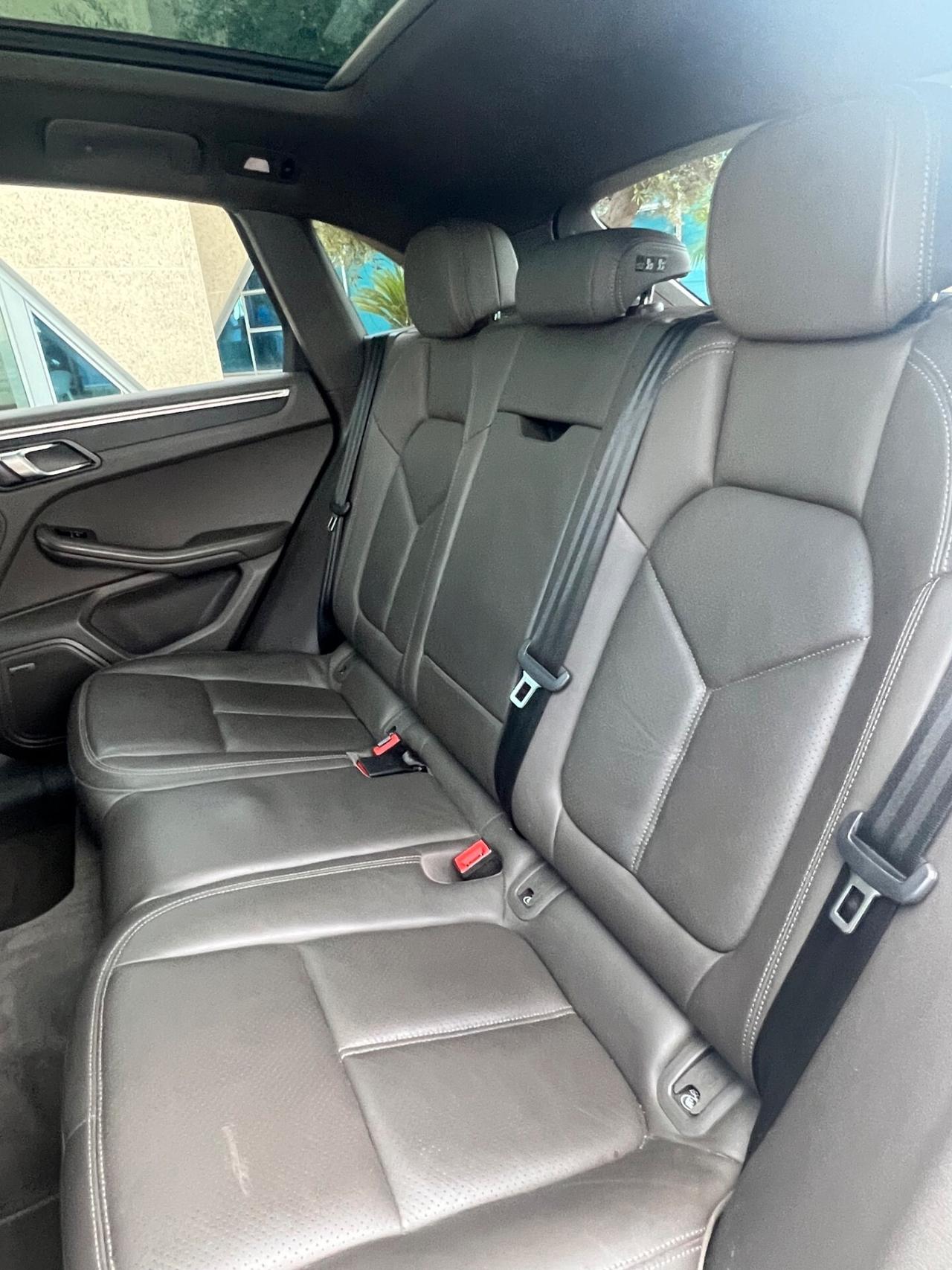Porsche Macan 245cv Anticipo €13.000 pagamento personalizzato