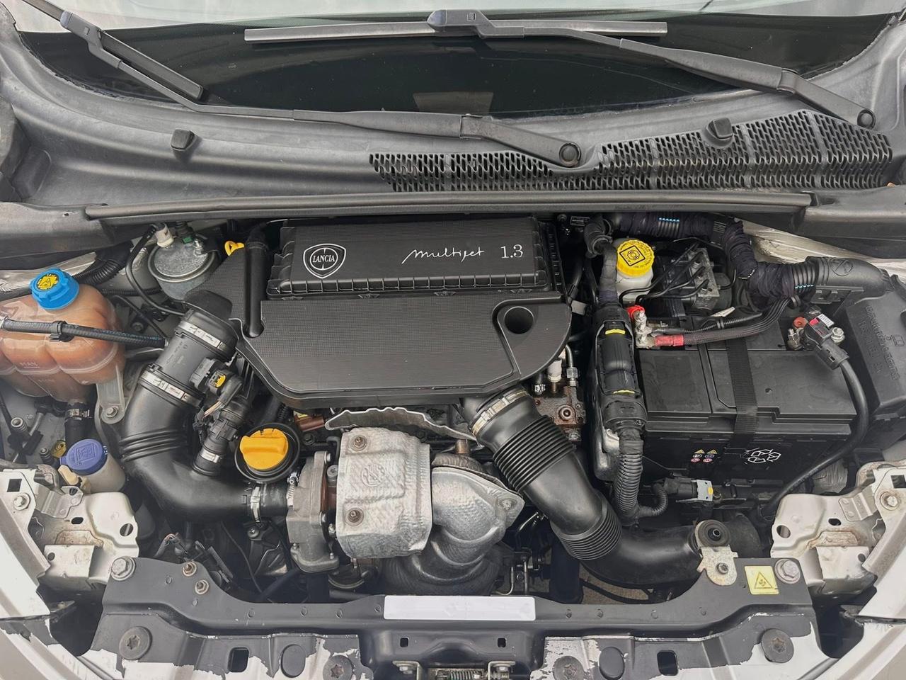 Lancia Ypsilon 1.3 MJT 16V 95 CV 5 porte S&S Gold