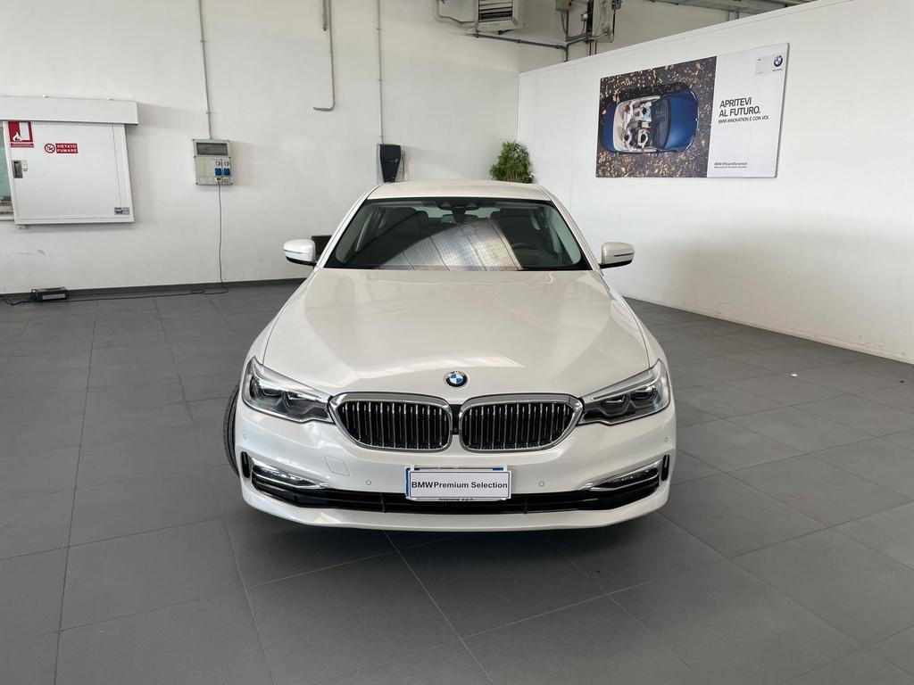 BMW Serie 5 Berlina 520 d Luxury xDrive Steptronic