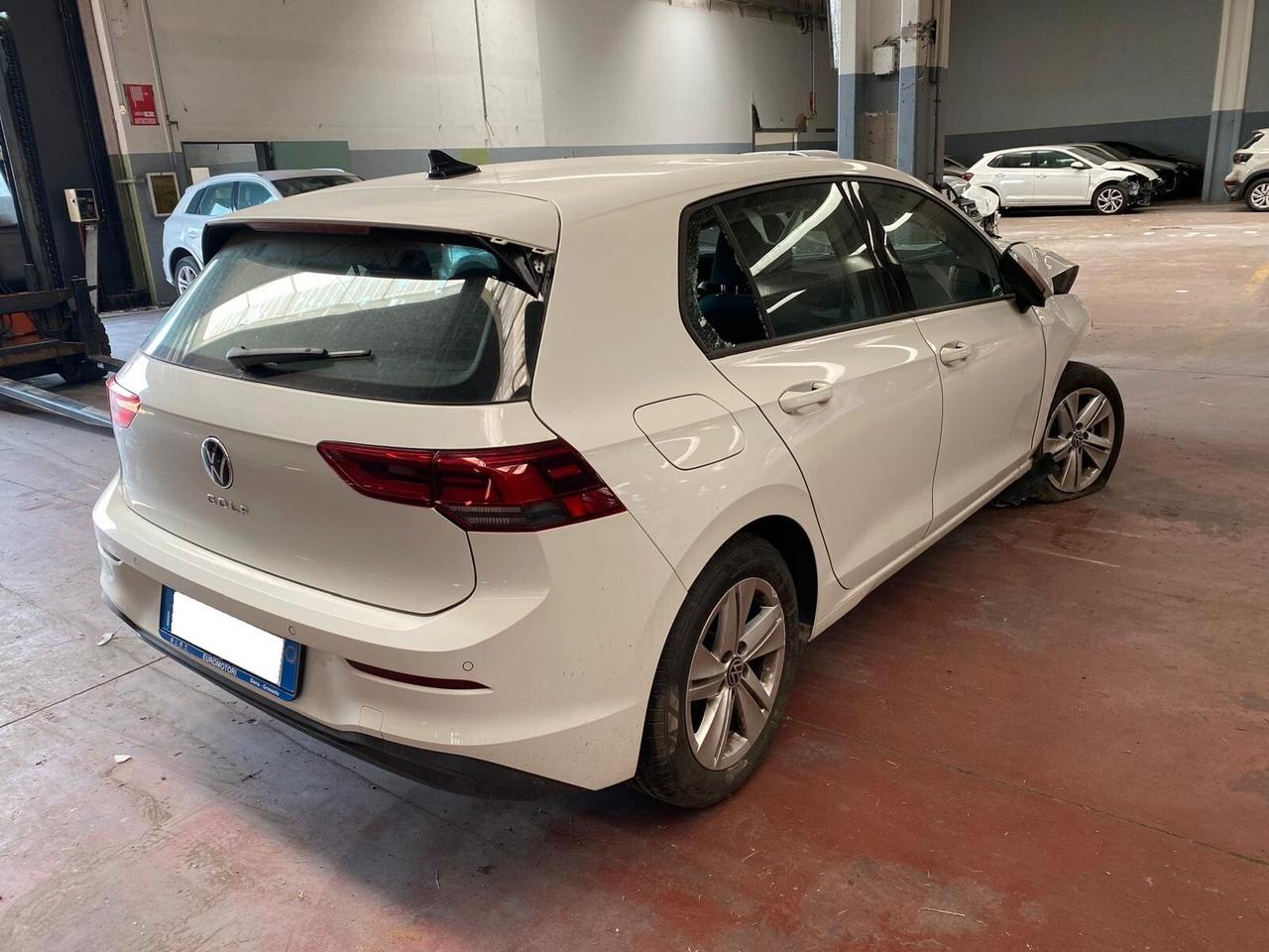 Volkswagen Golf 1.0 tsi evo Life 110cv INCIDENTATA