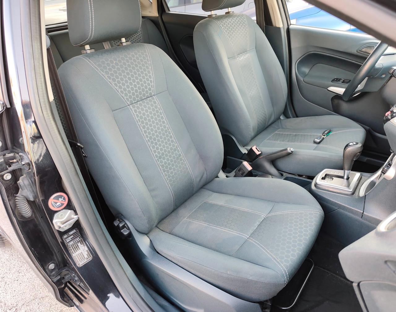 Ford Fiesta AUTOMATICA 1.4 BENZINA Titanium