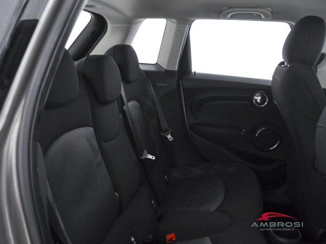 MINI Cooper 5 porte 1.5