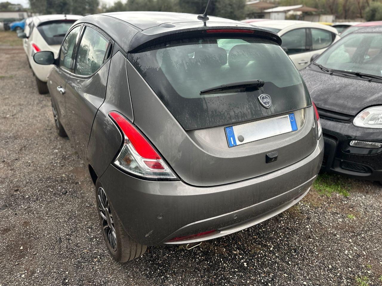 LANCIA Ypsilon III 2021 - Ypsilon 1.0 firefly hybrid Platino s&s 70cv