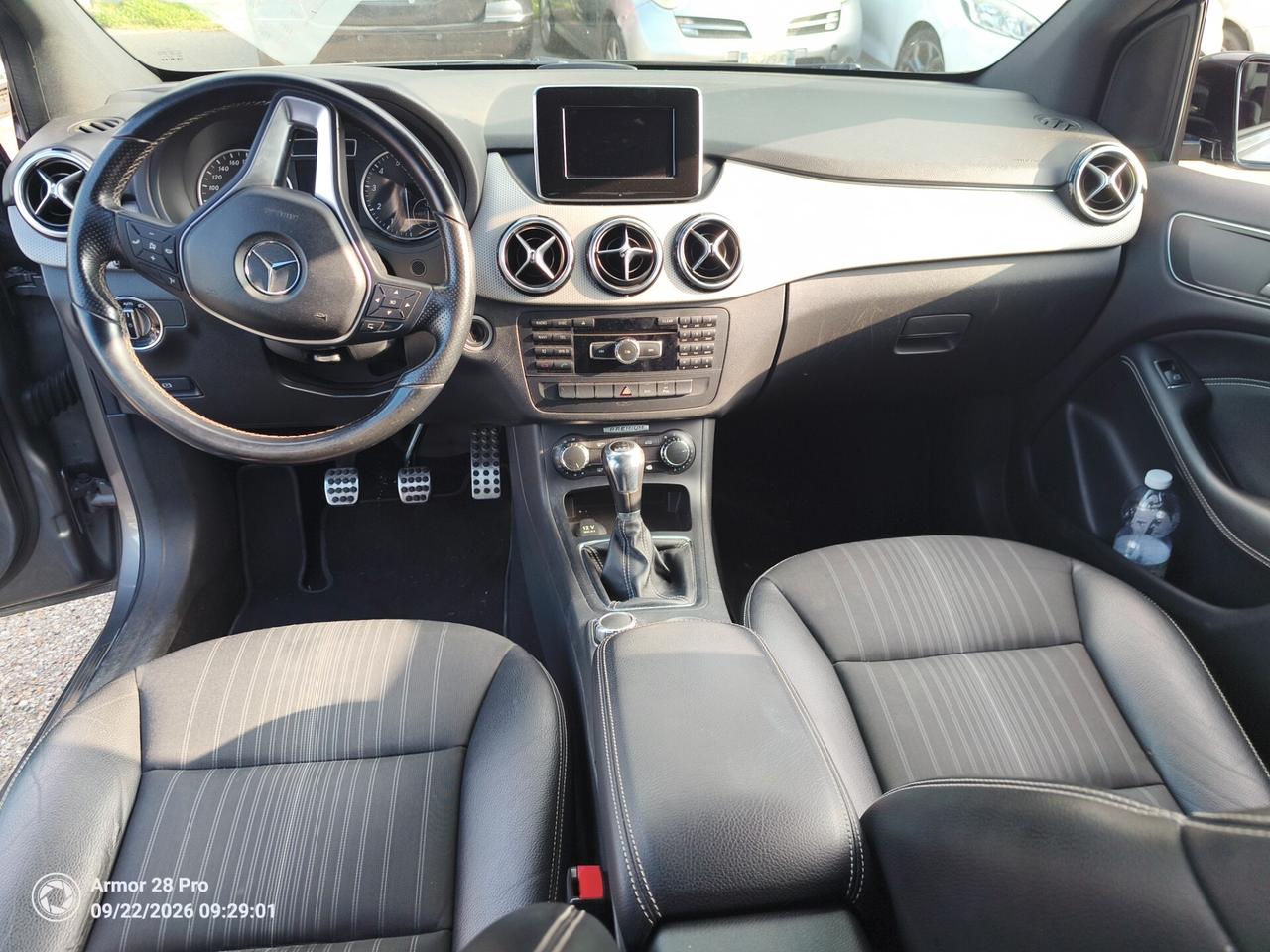Mercedes-benz B 180 BlueEFFICIENCY Premium