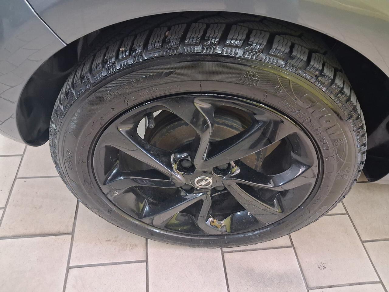 Opel Corsa 1.4 90CV GPL Tech 5 porte b-Color 2016 unico prop