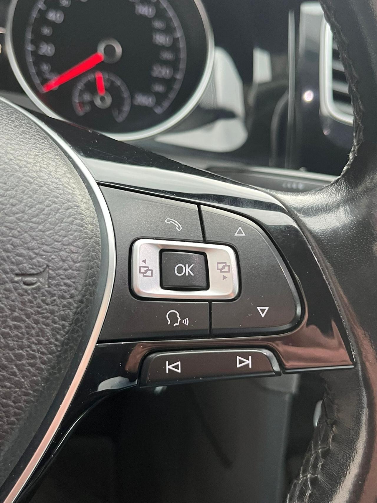 Volkswagen Golf 2.0 TDI 5p. Executive BlueMotion Technology