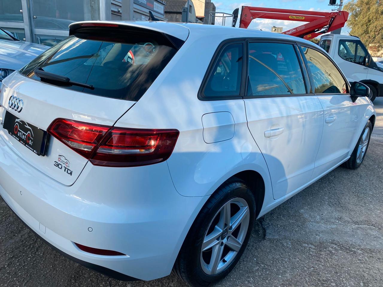 Audi A3 SPB 30 TDI Business