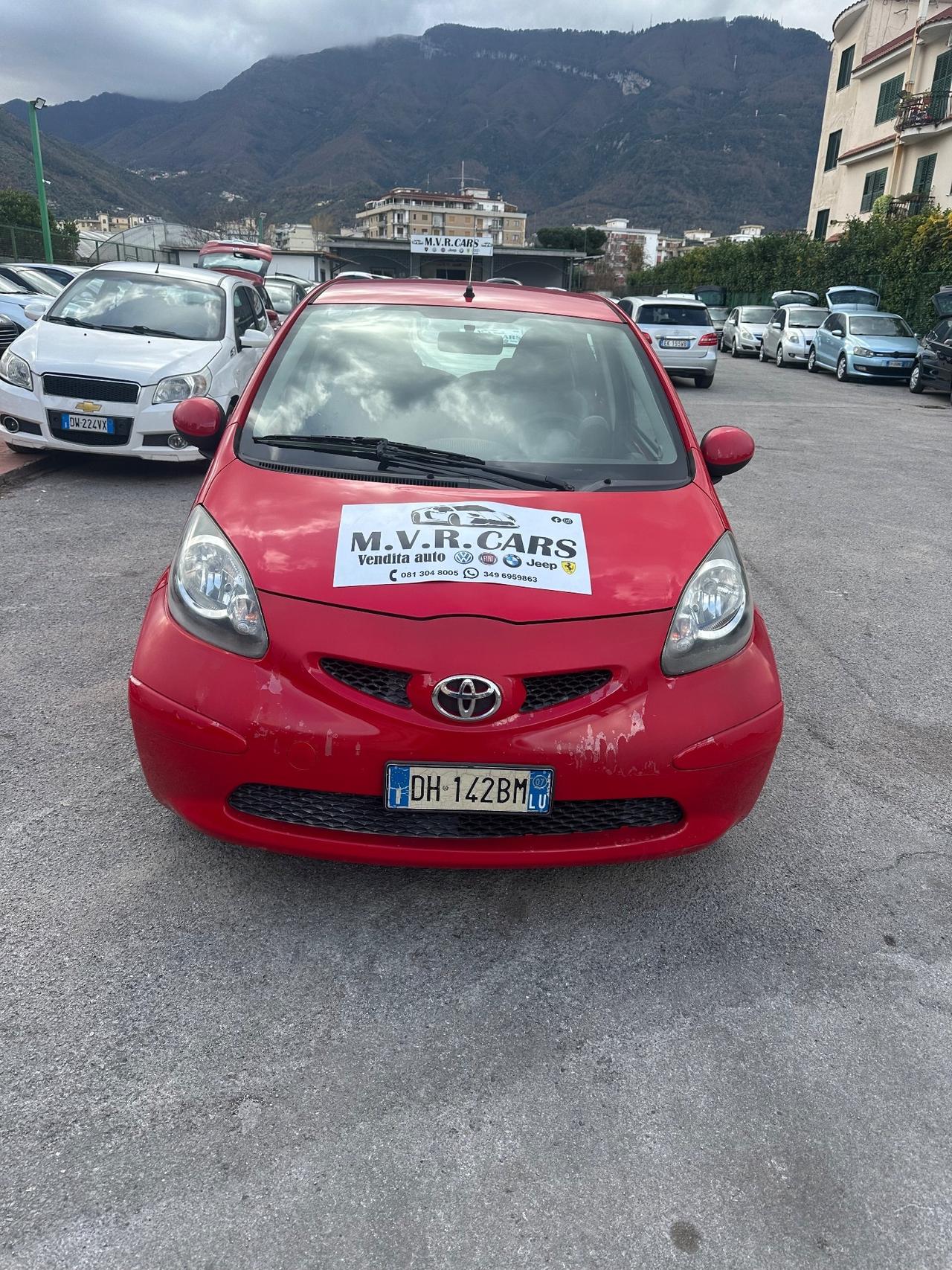 Toyota Aygo 1.0 12V VVT-i 5 porte Sol