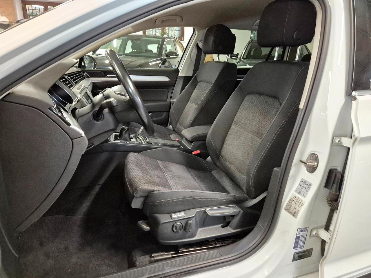 Volkswagen Passat Business Variant 1.6 TDI Trendline BlueMotion Tech.