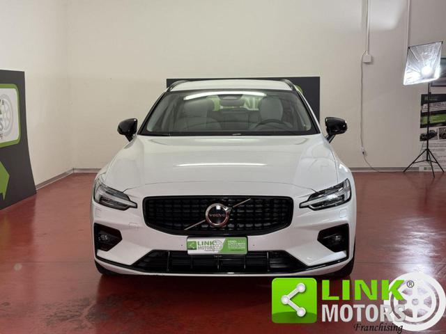 VOLVO V60 B4 (d) aut Ultimate Dark IVA ESP. GARANZIA 24