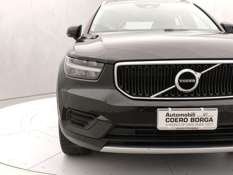 Volvo XC40 D4 AWD Geartronic Momentum