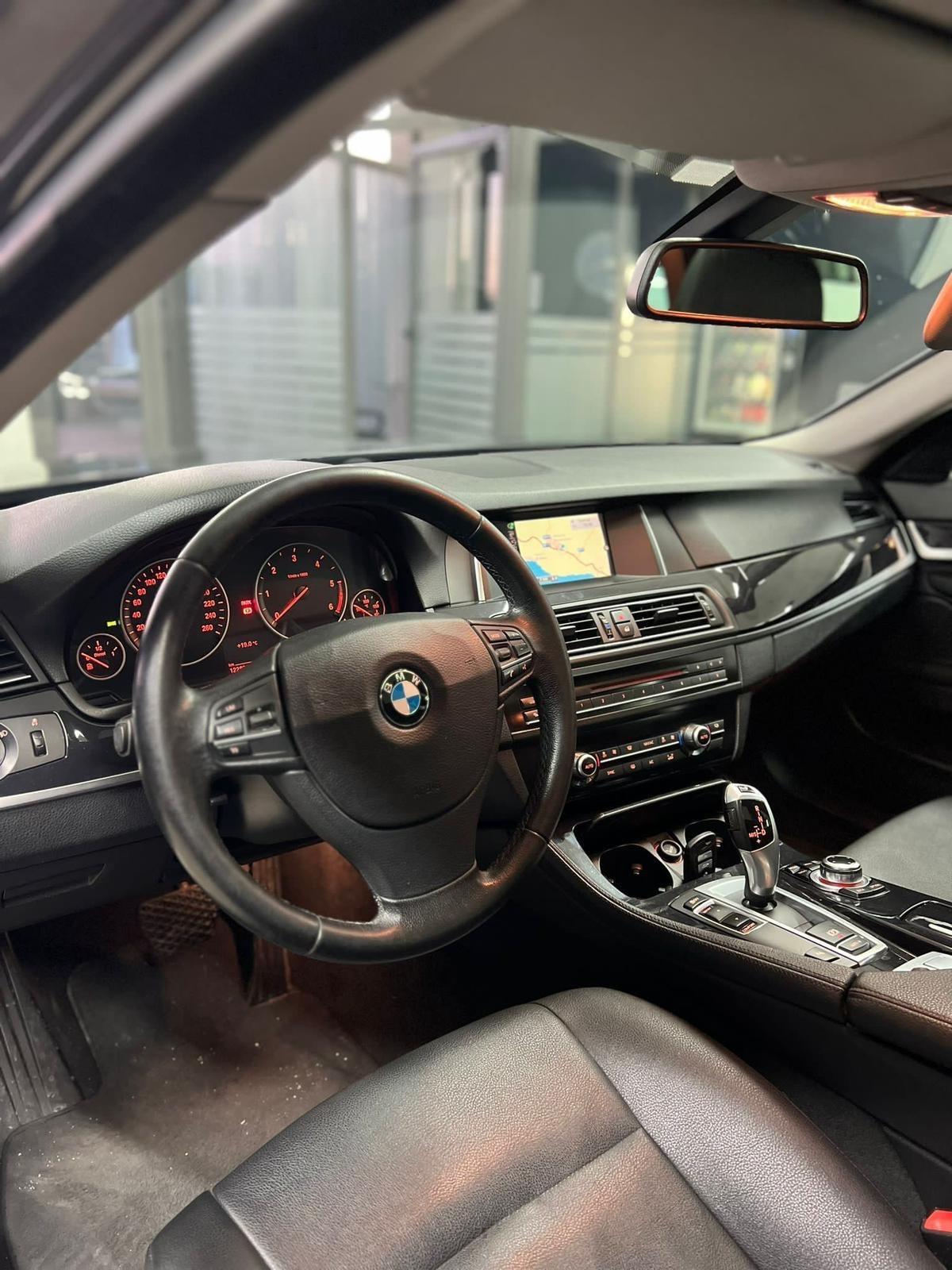 Bmw 520 520d xDrive Touring Luxury