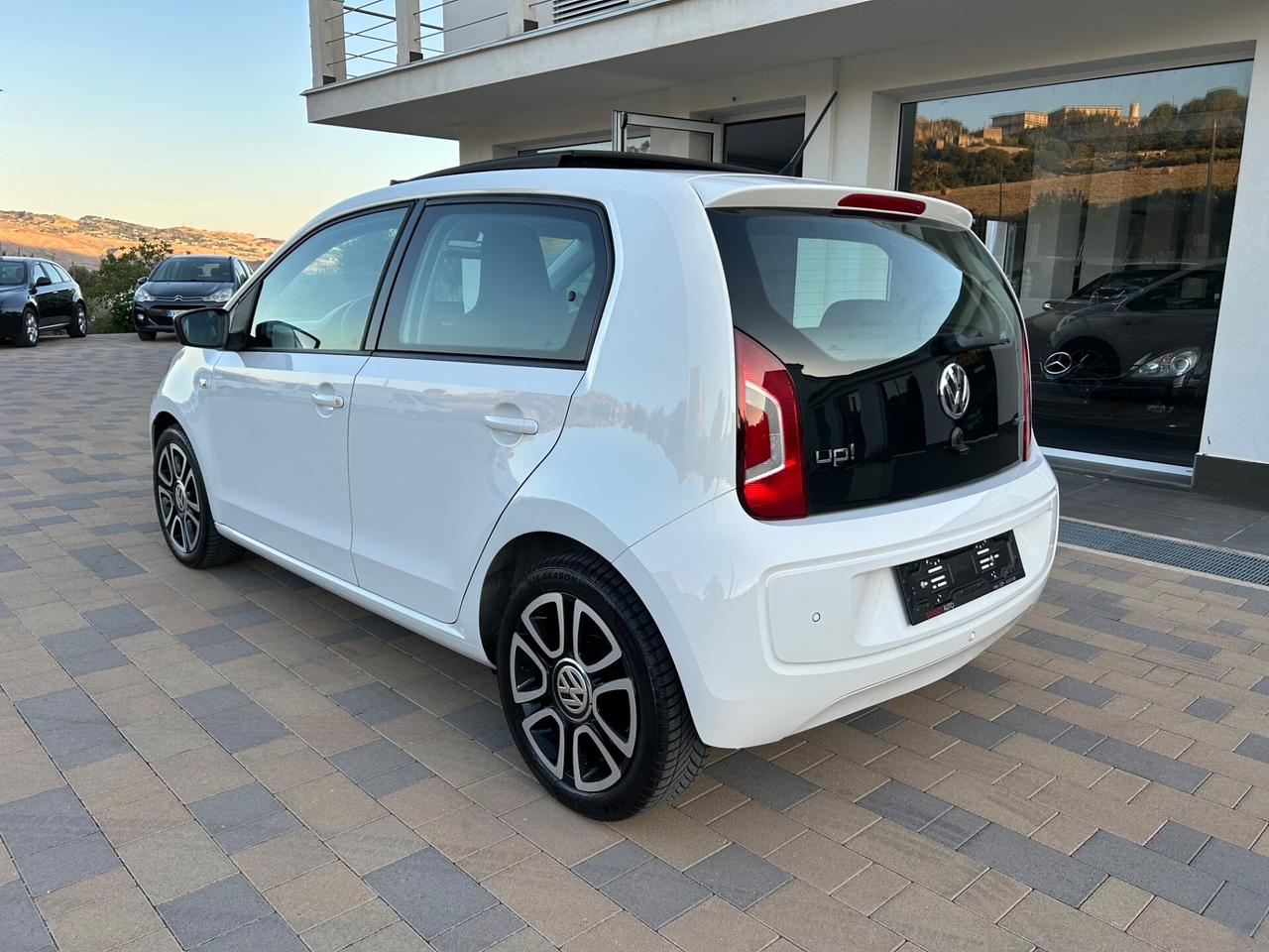 Volkswagen up! 1.0 5p. eco move BlueMotion Technology