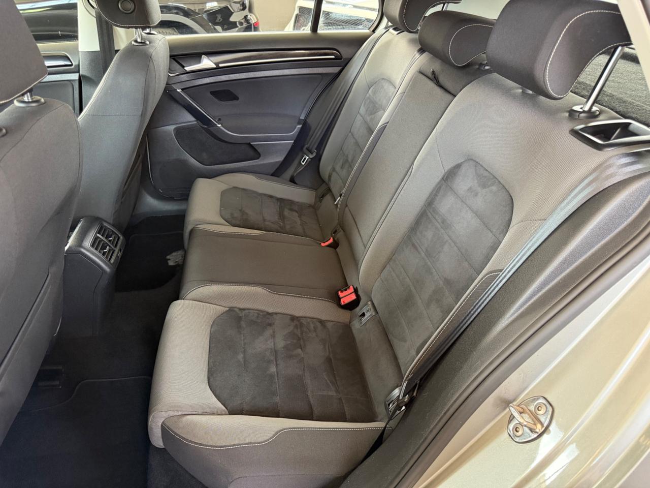 Volkswagen Golf 1.4 TGI DSG 5p. Highline UNICO PROP CAMBIO NUOVO