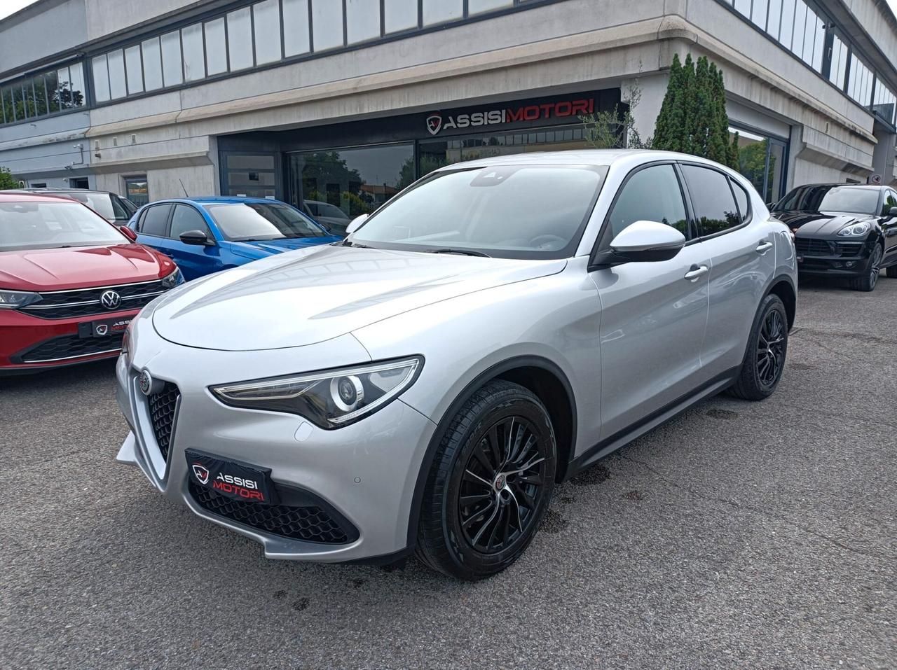 Alfa Romeo Stelvio 2.2 Turbodiesel 180 CV AT8 RWD Business