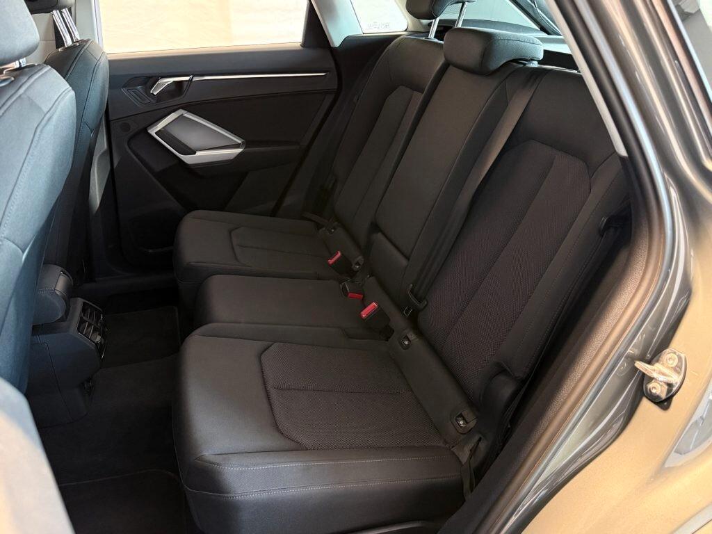 Audi Q3 35 TDI 150 CV S tronic Business