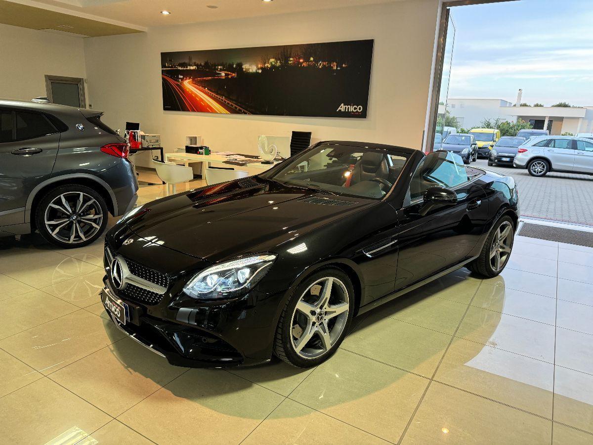 MERCEDES - SLC - 200 AMG line Scarichi sportivi