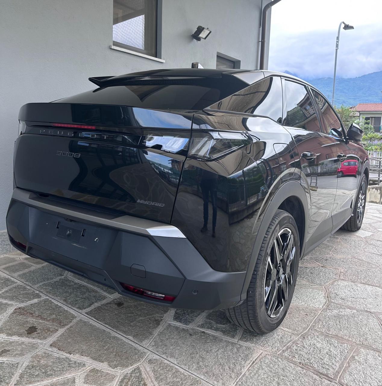 Peugeot 3008 3008 1.2 hybrid Allure 145cv e-dcs6