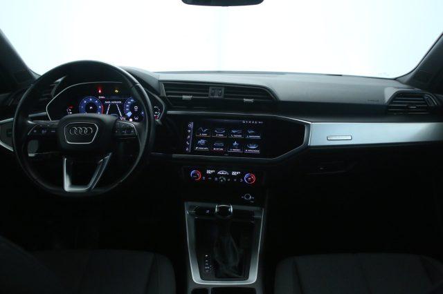 AUDI Q3 35 TDI quattro S tronic Fari LED/ Gancio traino