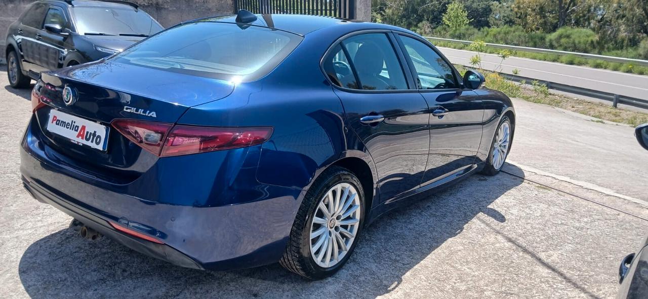 Alfa Romeo Giulia 2.2 Tdi 150 CV Super - 2017