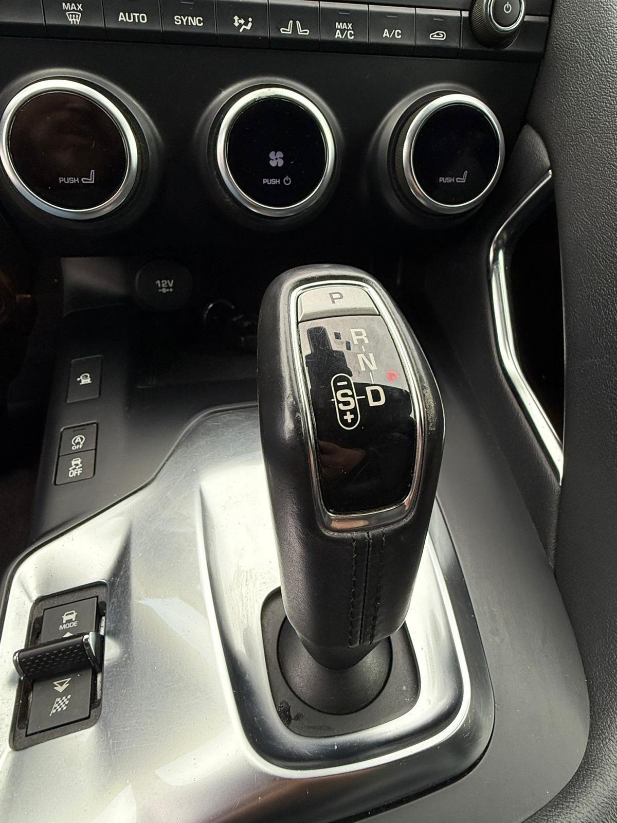 Jaguar E-Pace 2.0D 150 CV R-Dynamic S