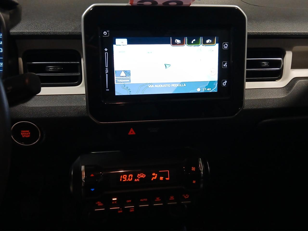 Suzuki Ignis 1.2 Hybrid Top