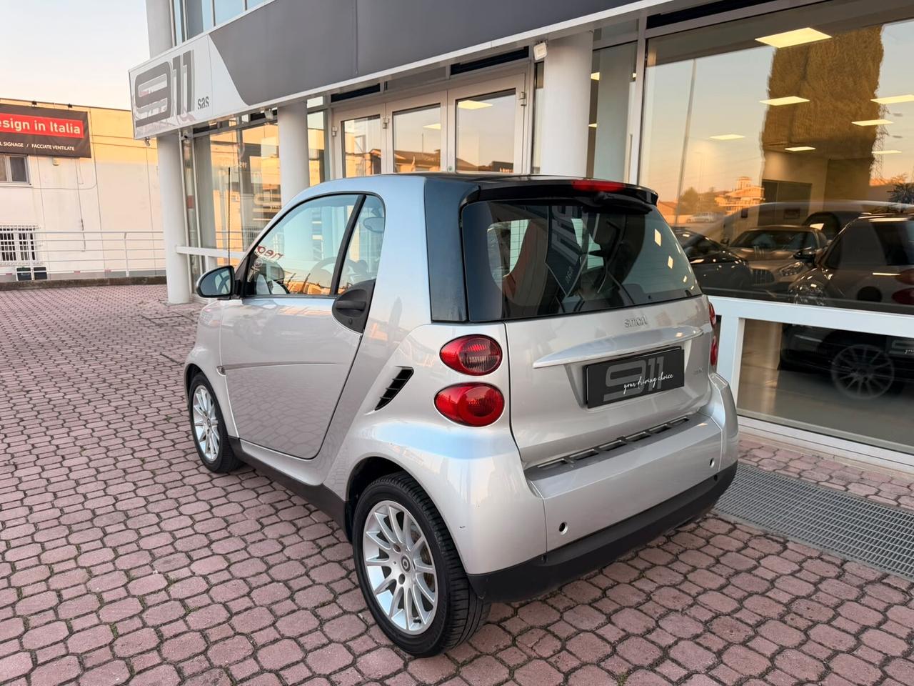 Smart ForTwo 1000 52 kW MHD coupé passion