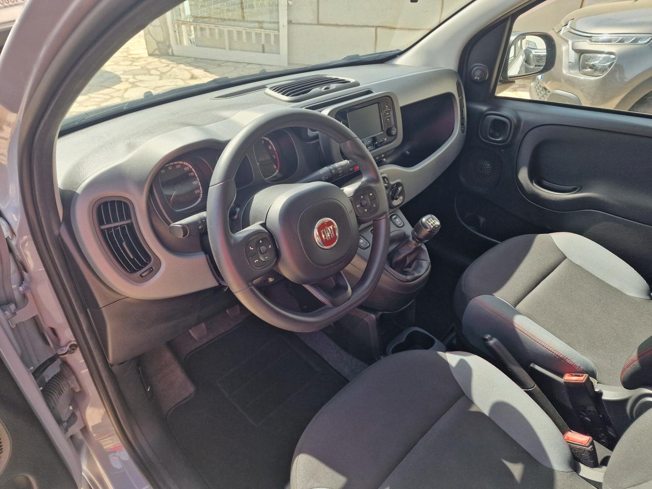 Fiat Panda 1.0 FireFly S&S Hybrid Garmin