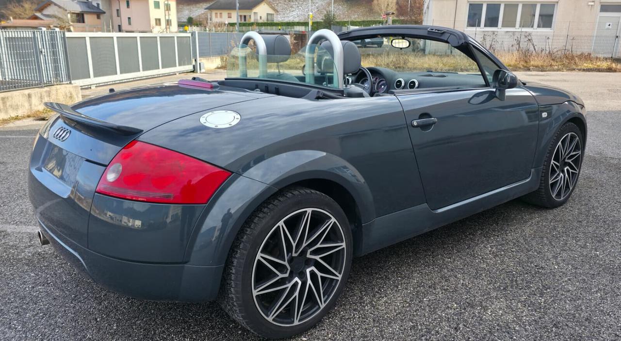 Audi TT Roadster 1.8 T 20V 150 CV cat