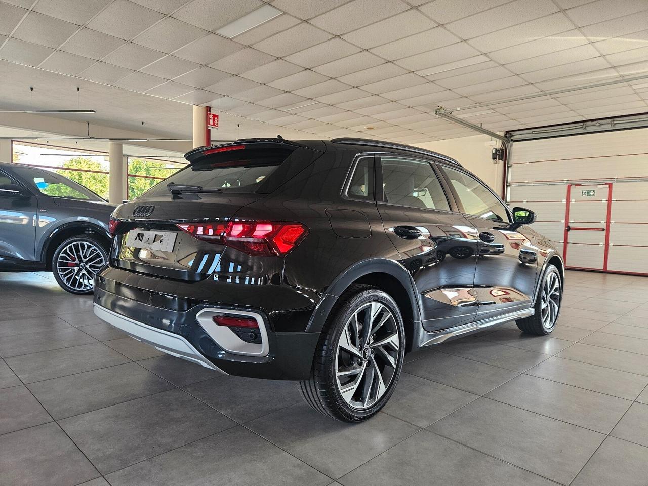 Audi A3 allstreet S-Line 2.0 TDI 150CV S-Tronic
