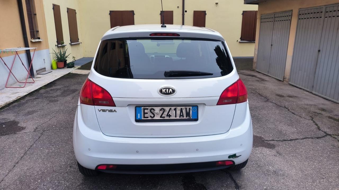 Kia Venga 1.4 GPL Active