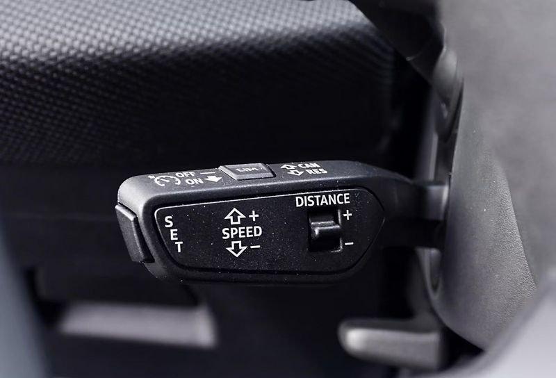 Audi A5 A5 Avant TFSI 110 kW S tronic S Line EXT LED ACC CAMERA