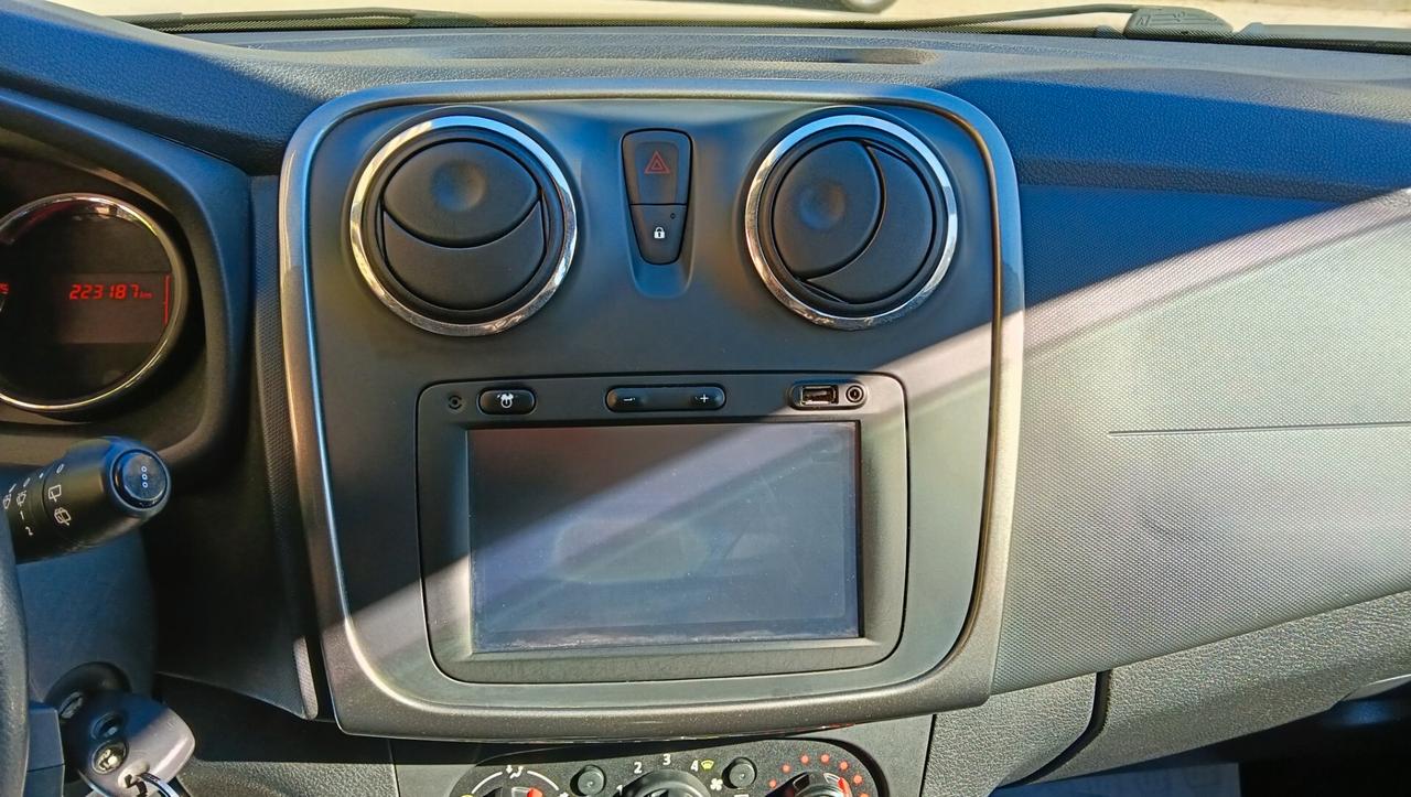 DACIA SANDERO 1.2 B/GPL-CASA MADRE