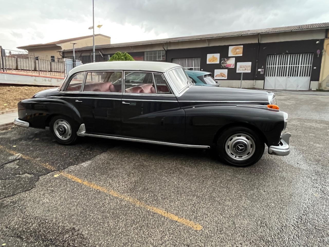 Mercedes type 300 Adenauer PERMUTE