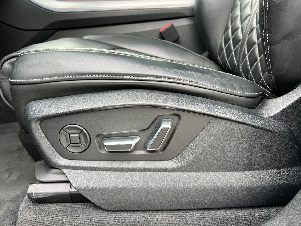 Audi Q8 50 3.0 TDI mhev 286 CV quattro tiptronic Sport NEW MODEL