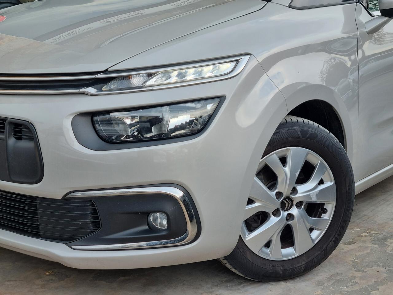 Citroen C4 Grand Spacetourer 130 S&S EAT8 Feel