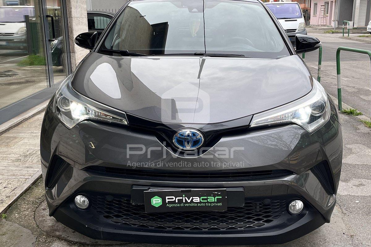 TOYOTA C-HR 1.8 Hybrid E-CVT Lounge