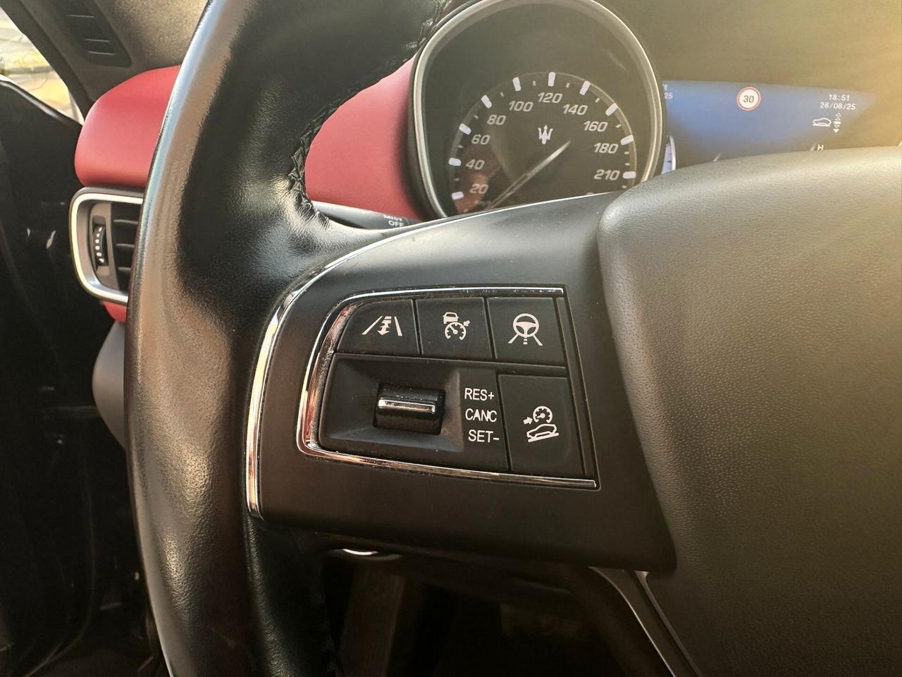 Maserati Levante V6 Diesel 275 CV AWD Granlusso