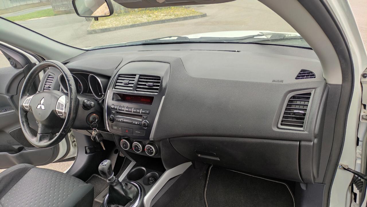Mitsubishi ASX 1.8 DI-D 150 CV 2WD TETTO - 2011