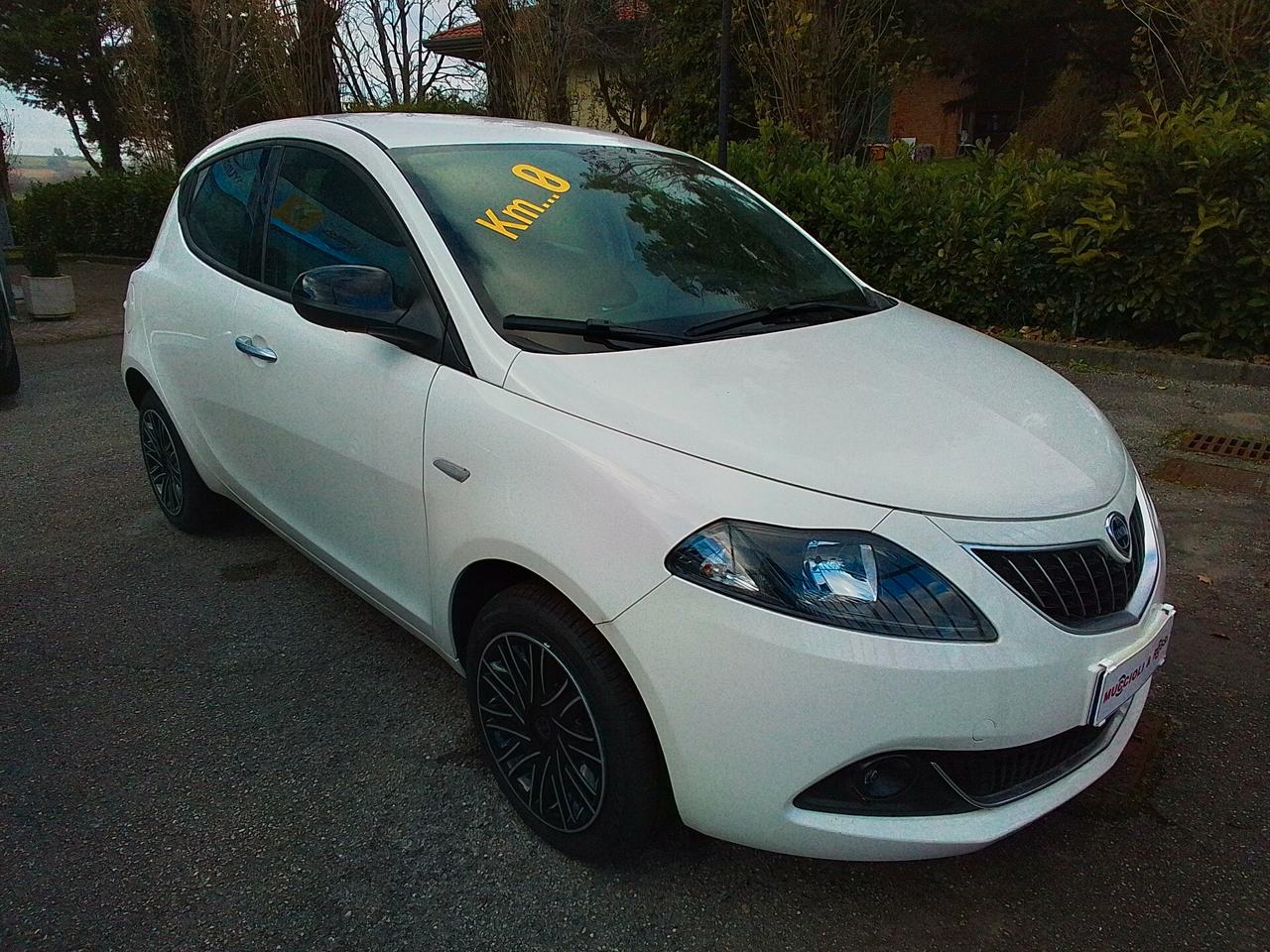 Lancia Ypsilon GOLD 1.0 Hybrid 70cv